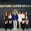 방시혁, 르세라핌 센터에 서도 '얼추 비슷하게 홀쭉'.."너 내 동료가 돼라"