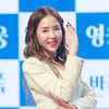 코요태 겹경사..신지, 내년 상반기 7세 연하 가수 문원과 결혼