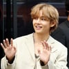 방탄소년단 뷔, '여름 페스티벌에서 보고싶은' 男스타 1위 [스타폴]