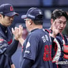 "구승민에게 미안하다고 했다" 부활 위해 투구폼도 바꿨는데, 1G 던지고 열흘 만에 1군 말소→사령탑도 사과