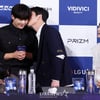 신동엽, 이정하에게 뽀뽀 쪽[★포토]