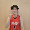 "최고인데 가장 먼저 훈련" 박혜진에 감탄한 BNK 막내... "저도 쏘면 들어가는 선수 되겠다"