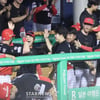 [포토] 위즈덤 '첫판 잡아야지'