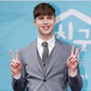 '비정상' 줄리안, 10월 장가간다..5살 연하 韓 연인과 웨딩마치