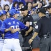화난 박진만 감독, 체크스윙 판정에 격렬 항의 '류지혁 스윙 판정→김재환 노스윙 판정' 나오자 폭발 [잠실 현장]