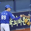 [포토] 박석진 코치, 가라비토 굿잡
