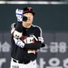 [포토]'9회초 2루타' 머신 김현수