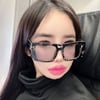박봄 캄보디아 포착..'퀸 이즈 백' 2NE1, 오늘 완전체 재시동 [종합]