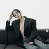 '지드래곤 열애설' 이주연, 맨몸에 재킷만..19금 화보 공개 [스타이슈]