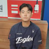 '홈런-홈런-홈런-홈런' 퓨처스 역사에 남은 대기록 비하인드 "5연타석 놓치자 형들 탄식, 난 홀가분"
