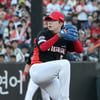 [포토] 양현종 '6승 하이킥'