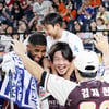 [★포토]'홈런레이스 우승 디아즈' 삼성선수들 축하받으며 활짝