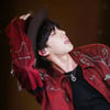 "진 신문 삽니다" 방탄소년단 진 1면 신문 아마존 재팬 1위..열도 '핫 인기'
