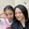김세정, '절친' 트와이스 지효 JYP 입사 20주년 축하.."이십돌잔치"