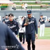 [포토]'김경문 감독에 인사하는 리베라토'