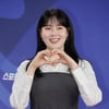 엄지윤 '사랑스런 손하트'[★포토]