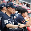 [포토]'나이는 그저 숫자일뿐' 김민호 코치
