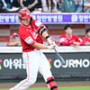 "형이 쳐야 해!" 동생들 일침에 응답한 최정, 대전 신구장 첫 홈런! 시즌 12번째→개인 통산 507호포 작렬 [대전 현장]