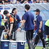 [포토] 이정효 코치에 주문하는 김판곤 감독