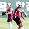 [포토]캐치볼하는 메르세데스