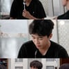 '섬총각 영웅' 임영웅, 평상 위 '숟가락 마이크' 들고 즉흥 라이브 '힐링'