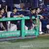 [포토] 그늘이 짙은 롯데 더그아웃