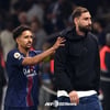 'PSG 동료에 등 떠밀려 작별 인사' 사복 등장 돈나룸마, PSG 잘 있어라 "마지막 인사 꼭 하고 싶었다"