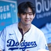 웅장한 LA 투샷..방탄소년단 뷔, 오타니 쇼헤이와 '미소 활짝'