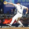 '라일리 200K-김주원 40도루' NC 기록 풍년! 주말 2연전 스윕승→5할 승률 코앞... 두산 5연패 수렁 [창원 현장리뷰]