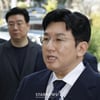 경찰 출석한 방시혁, 부정 거래 의혹에 입 열었다.."조사 성실히" [스타현장]