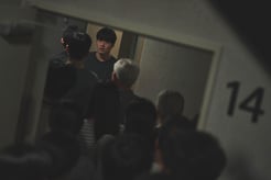 강하늘, 박살난 '영끌의 꿈'..과유불급 '84제곱미터' [김나연의 사선]