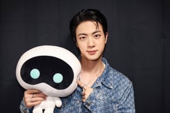 방탄소년단 진, 마이원픽 'K팝 개인부문' 72주 연속 1위