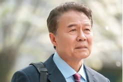 '화려한 날들' 천호진, 정년 퇴직..쓸쓸한 표정