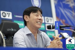 '솔직' 신태용 감독, 울산 지휘봉 잡은 이유는 "올해는 쉬려고 했는데..." [울산 현장 일문일답]