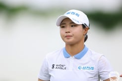 '고지우 동생' 고지원, 삼다수 마스터스서 프로 첫 우승... KLPGA 투어 최초 기록도 나왔다 [서귀포 현장]
