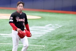 [오피셜] KIA 윤영철, 끝내 수술대 오른다 "日 요코하마서 토미존 수술"