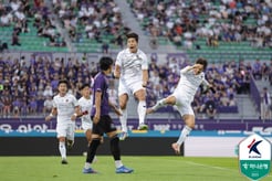 '00년생 원톱' 이호재 11호골 작렬! 포항, 안양 1-0 격파→3연승 질주... '깜짝' 3위 탈환