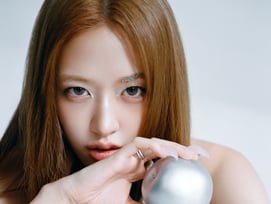 아이브 안유진, 3년 연속 올해의 여자 예능돌..'2025 올해의 브랜드 대상'