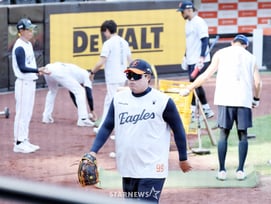[포토]'44일만에 1승 추가 류현진' 훈련은 여기까지
