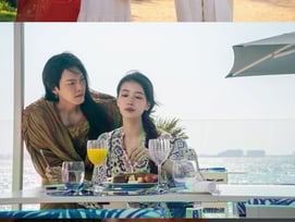 김우빈X수지, 판타지 같은 재회..'다 이루어질지니' 로맨스 스틸