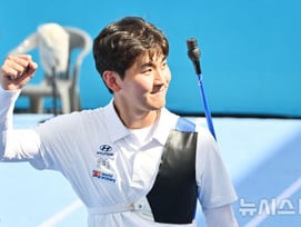 韓 남자양궁 개인전 金 무산... 김제덕 동메달