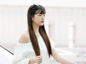아이브 장원영 '귀여운 라부부와 함께'[★포토]