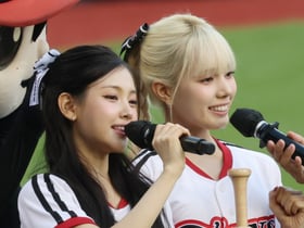 [포토] 이현&미아, 비 개인 후 비주얼 파티