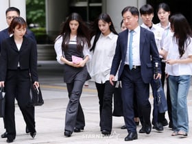 조정 마친 뉴진스-어도어[★포토]