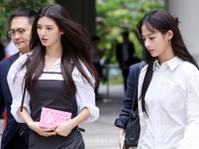 뉴진스 다니엘-민지, 덤덤한 표정[★포토]