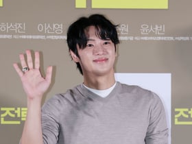 이신영 '여유로운 손인사'[★포토]