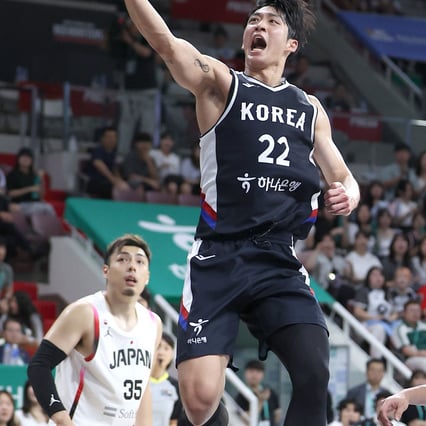 '한일전 또 완패' 日 한숨 "韓에 공·수 모두 뒤처졌다, 주도권 못 빼앗고 패배"
