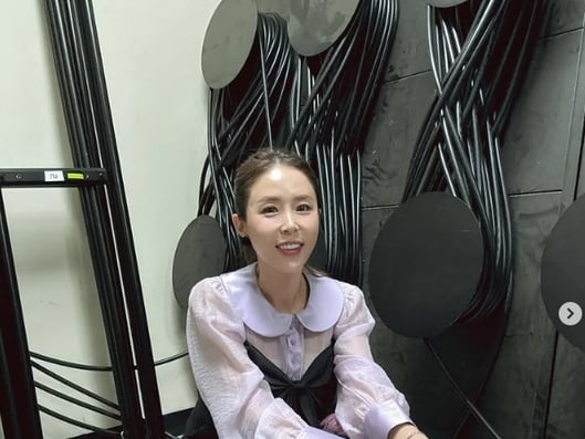 신지, 결혼논란에 공황장애까지.."천천히 지켜봐주세요"