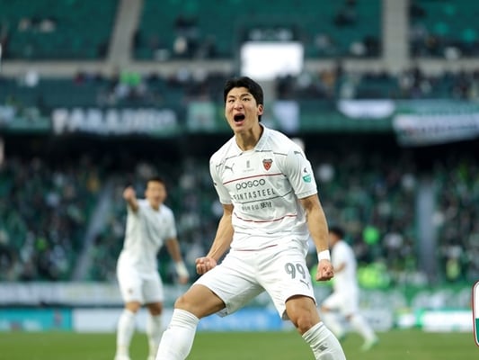 뒷심의 포항, 0-2→2-2 무승부→'한국영 퇴장' 전북은 또 승리 놓쳤다... 6경기 2무4패