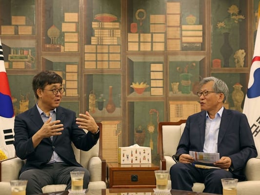 최휘영 문체부 장관, 국립중앙박물관 현장 방문 "케이-컬처 시장 300조원 달성의 성장 동력 될 수 있도록 하겠다"